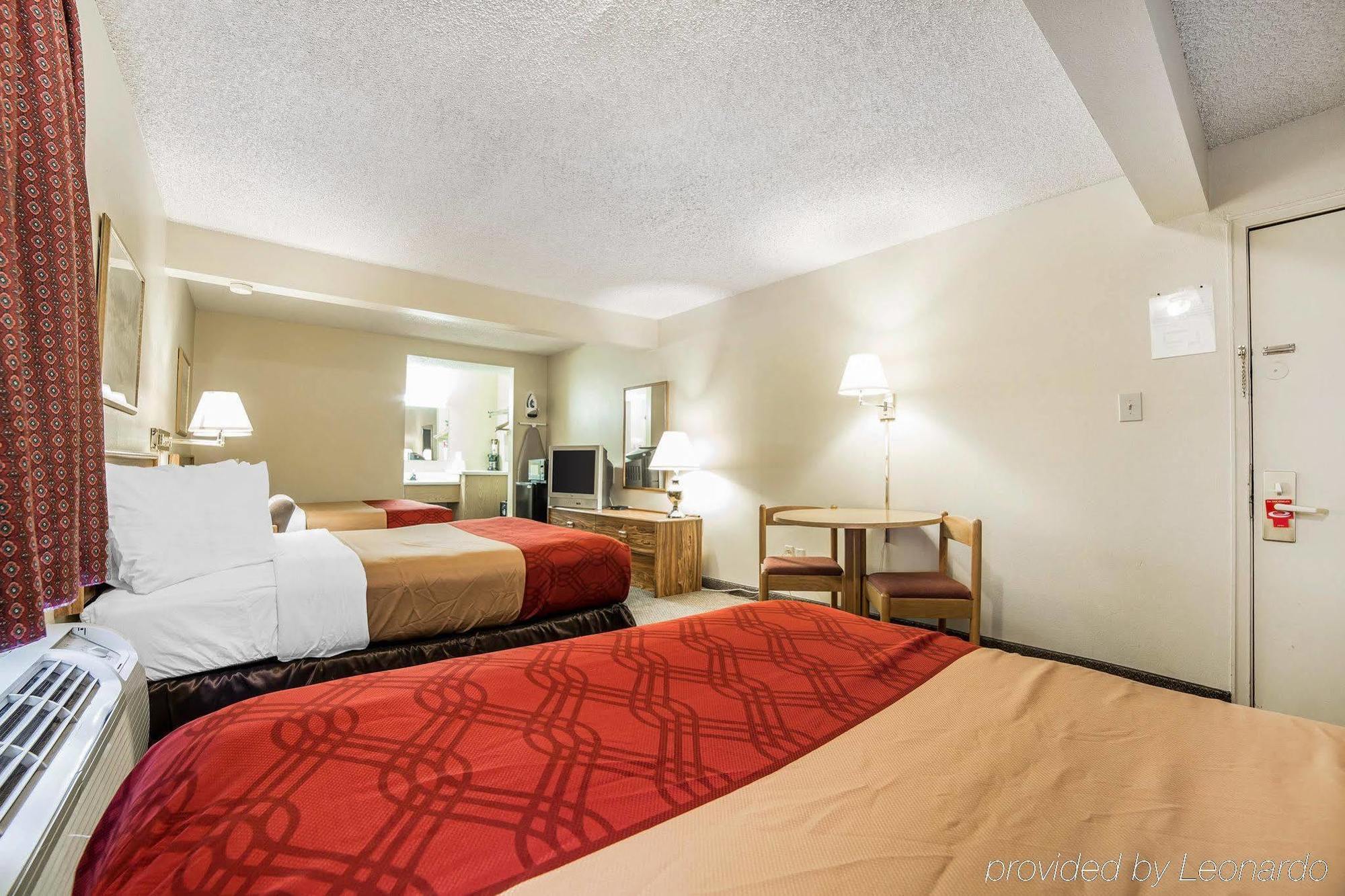 Econo Lodge Рок-Спрингс Экстерьер фото