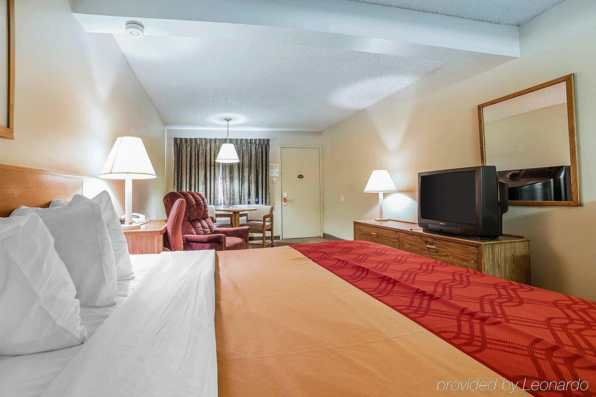 Econo Lodge Рок-Спрингс Экстерьер фото